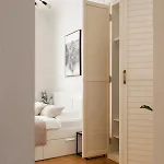 Διαμέρισμα Spacious Zone For 4 , Nearby Parking *