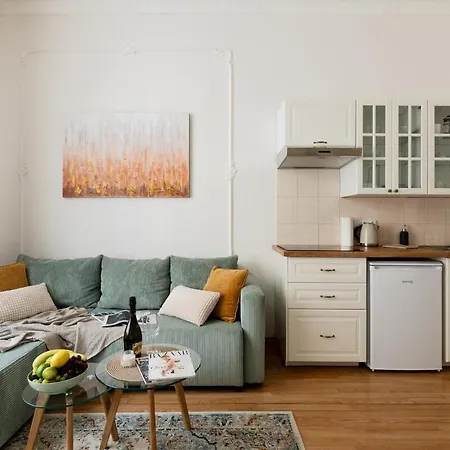 Spacious Zone For 4 , Nearby Parking * Karlovy Vary