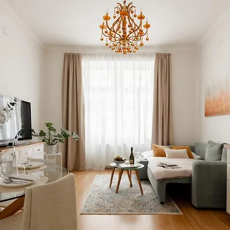 Lejlighed Spacious Zone For 4 , Nearby Parking Karlovy Vary