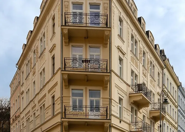 Lejlighed Spacious Zone For 4 , Nearby Parking