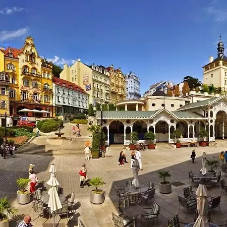 Lejlighed Spacious Zone For 4 , Nearby Parking