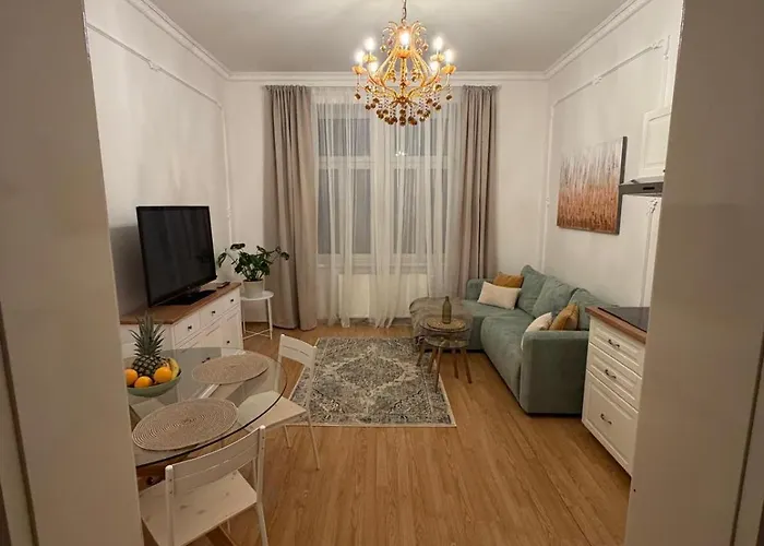 Apartman Spacious Zone For 4 , Nearby Parking *